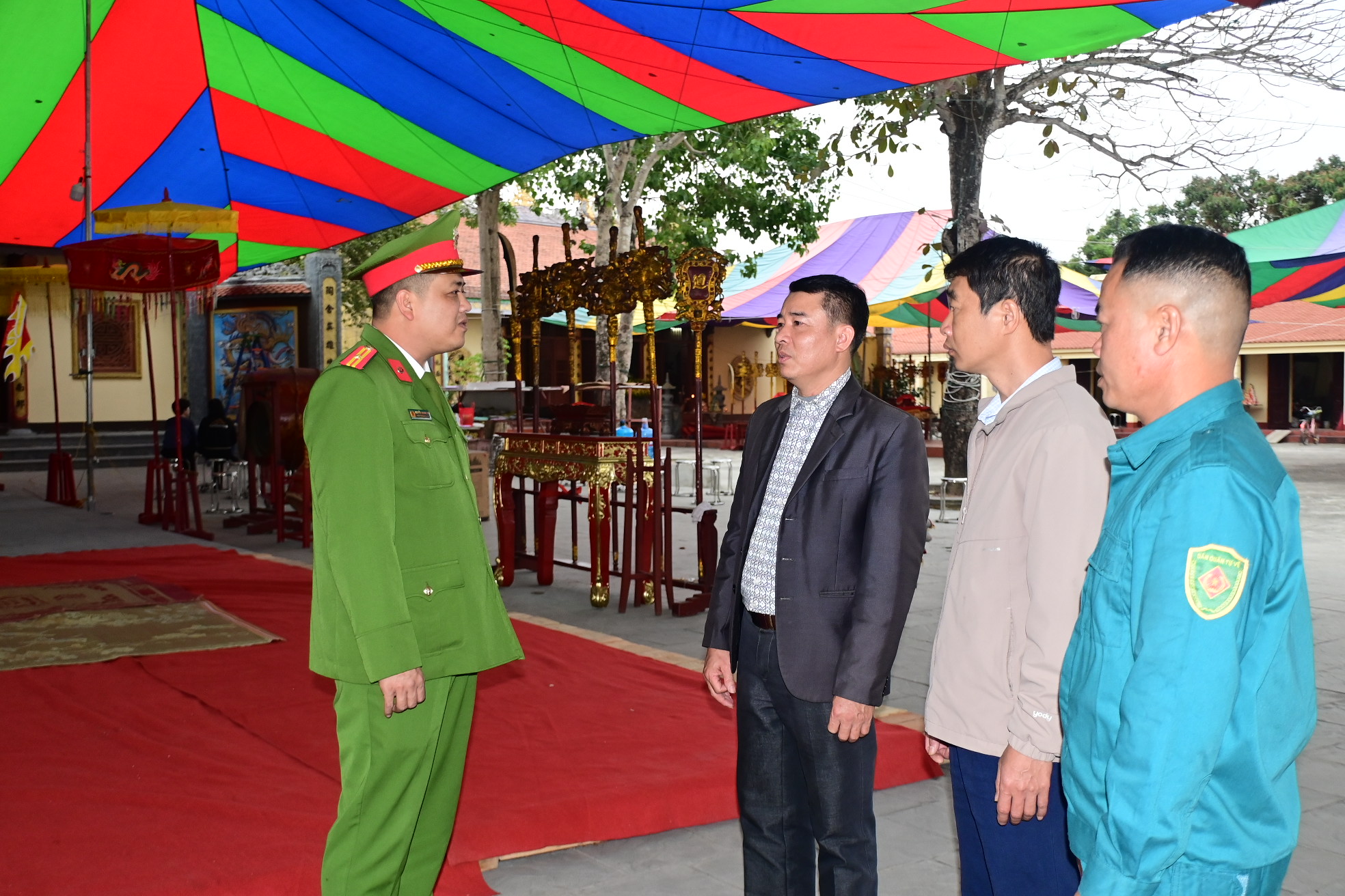 Đẩy mạnh phong trào Toàn dân bảo vệ an ninh Tổ quốc, tạo chuyển biến tích cực về an ninh trật tự ở cơ sở